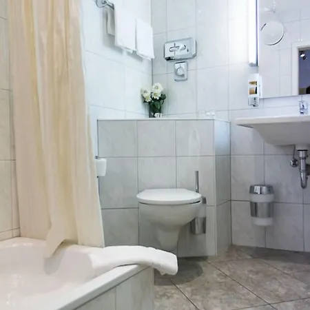 Ξενοδοχείο Regina 3*