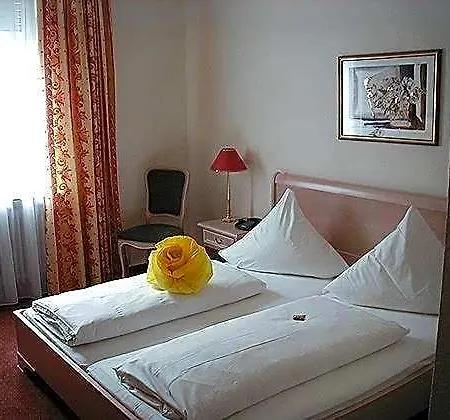 Hotel Regina 3*