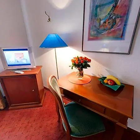 Hotel Regina 3*
